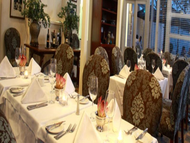 דורבן Quarters Hotel מראה חיצוני תמונה