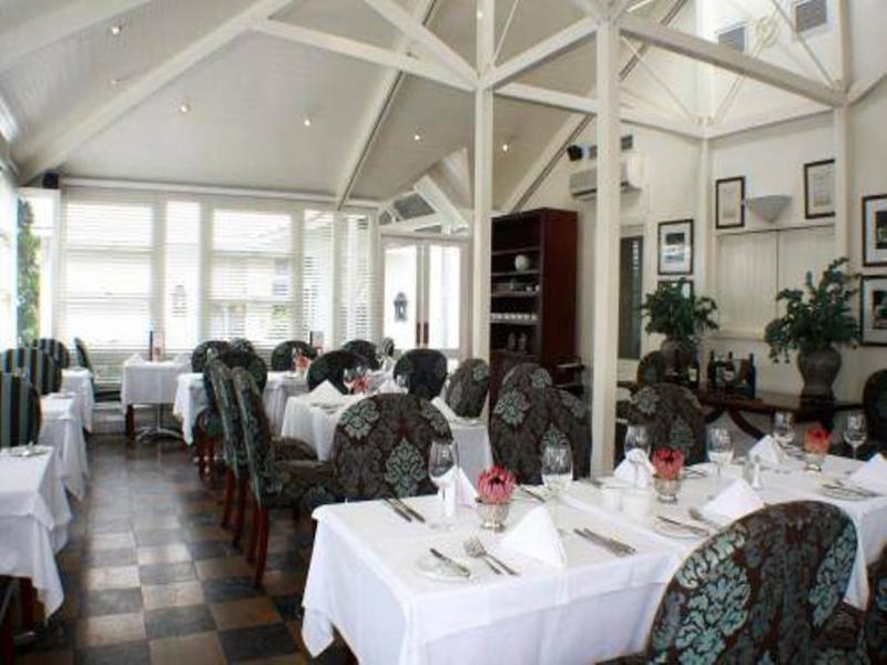 דורבן Quarters Hotel מראה חיצוני תמונה